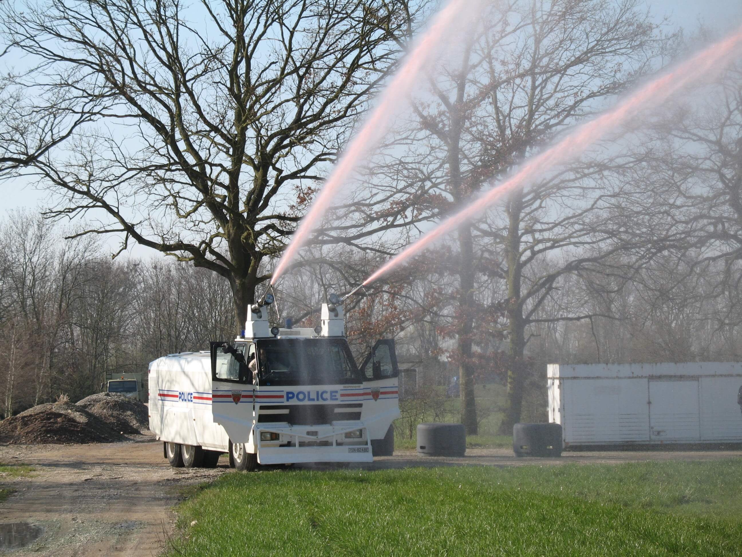 Camion Police anti-émeute Foam Unit, Command Vehicule